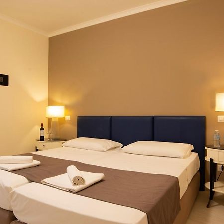 Relais Central Turati Рим Екстериор снимка